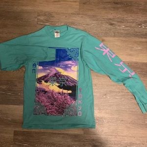 Turquoise long sleeve shirt